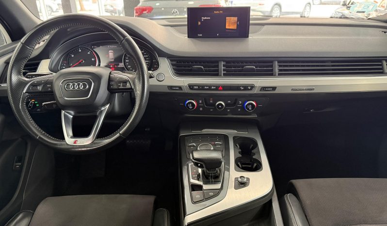 
								AUDI Q7 3.0 TDI quattro tiptronic Sport completo									