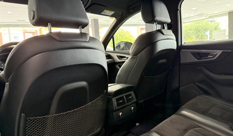 
								AUDI Q7 3.0 TDI quattro tiptronic Sport completo									