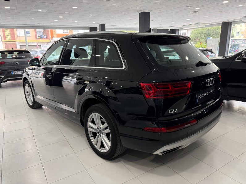 
								AUDI Q7 3.0 TDI quattro tiptronic Sport completo									