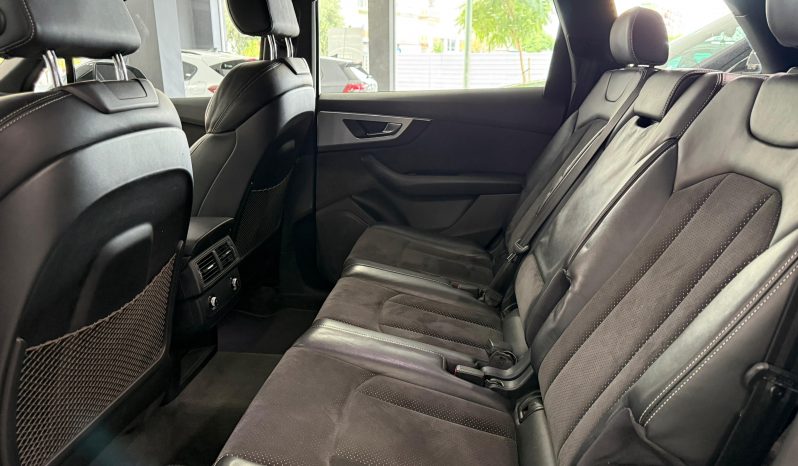 
								AUDI Q7 3.0 TDI quattro tiptronic Sport completo									