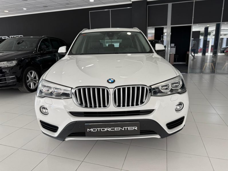 
								BMW X3 xDrive20d completo									