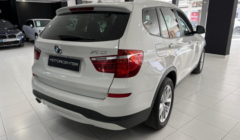 
								BMW X3 xDrive20d completo									