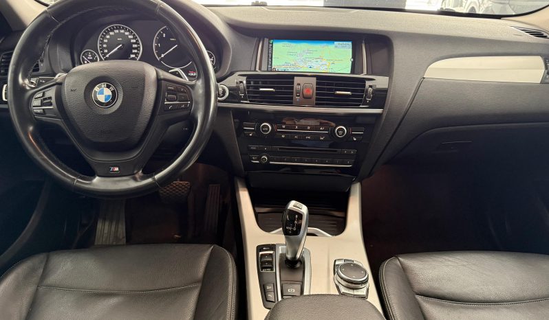 
								BMW X3 xDrive20d completo									