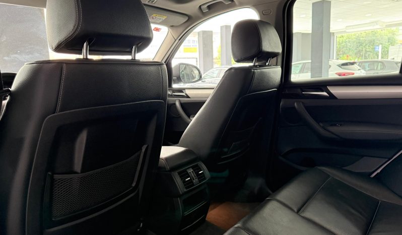 
								BMW X3 xDrive20d completo									