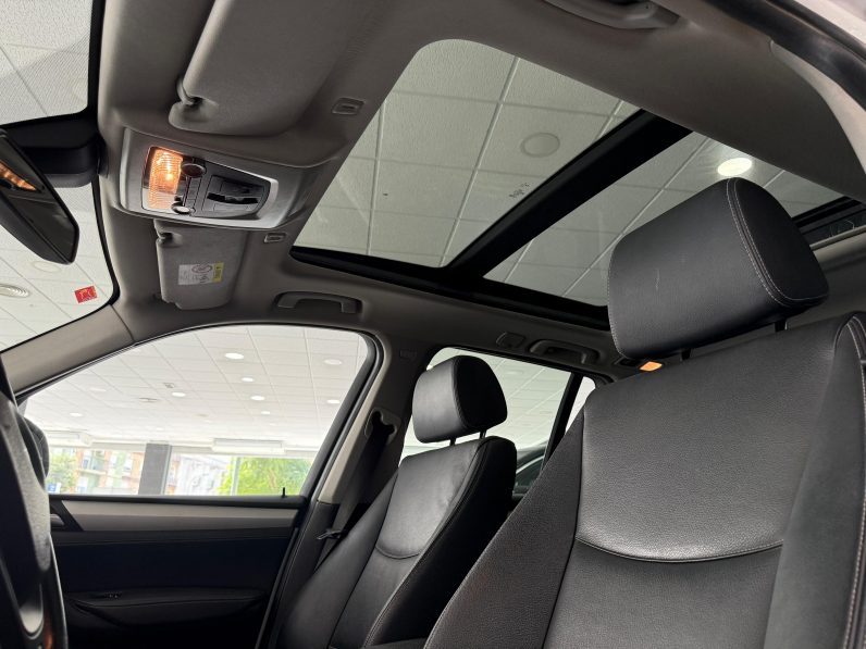 
								BMW X3 xDrive20d completo									