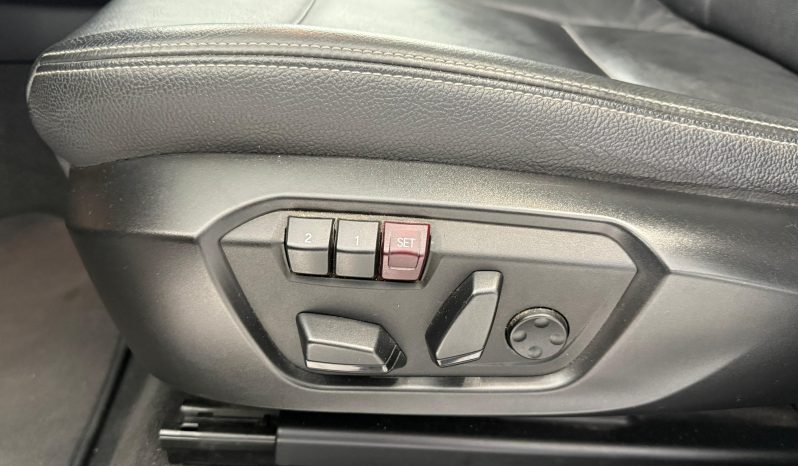 
								BMW X3 xDrive20d completo									