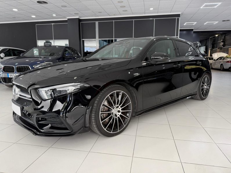 
								MERCEDES-BENZ Clase A MercedesAMG A 35 4MATIC completo									