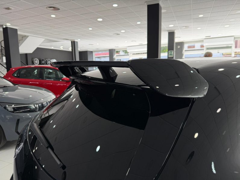 
								MERCEDES-BENZ Clase A MercedesAMG A 35 4MATIC completo									