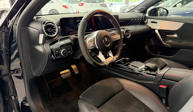 
								MERCEDES-BENZ Clase A MercedesAMG A 35 4MATIC completo									