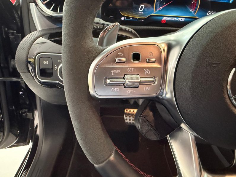 
								MERCEDES-BENZ Clase A MercedesAMG A 35 4MATIC completo									