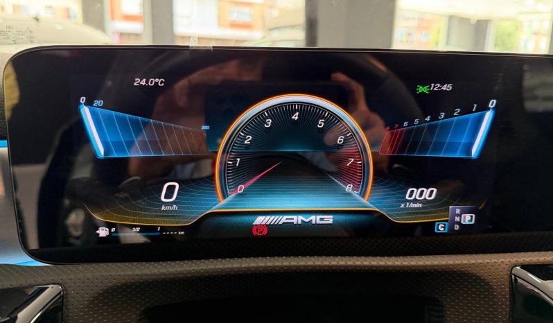 
								MERCEDES-BENZ Clase A MercedesAMG A 35 4MATIC completo									