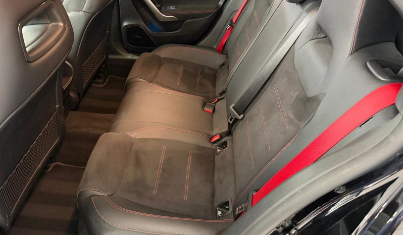 
								MERCEDES-BENZ Clase A MercedesAMG A 35 4MATIC completo									