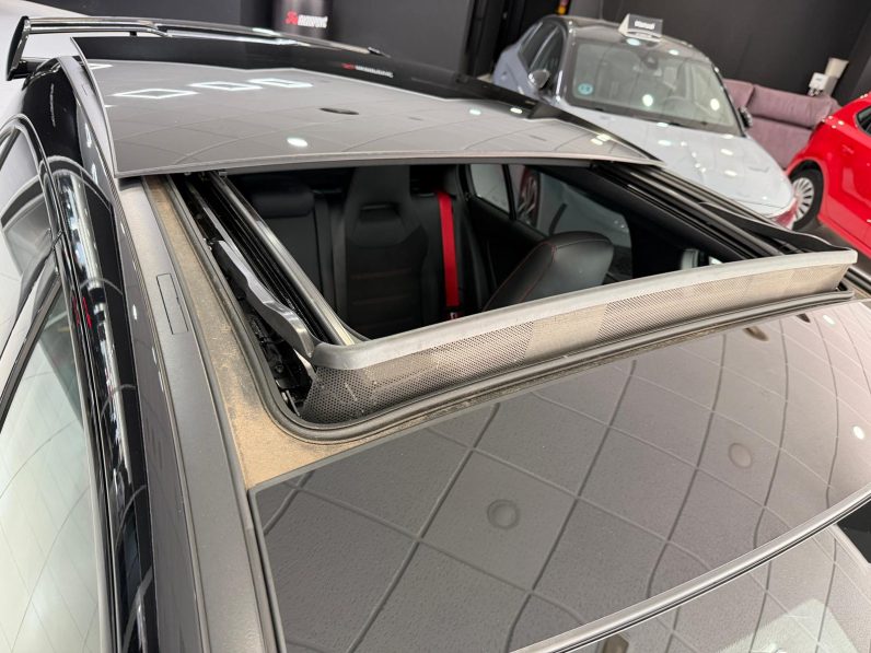 
								MERCEDES-BENZ Clase A MercedesAMG A 35 4MATIC completo									