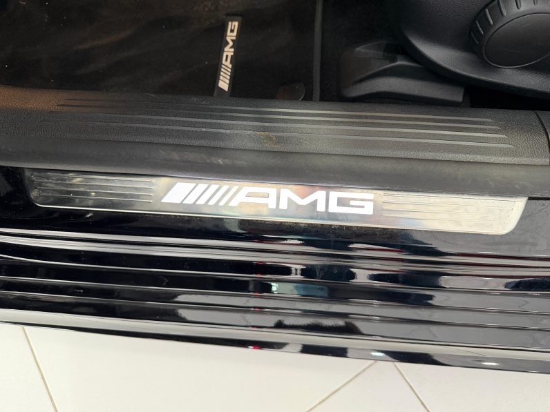 
								MERCEDES-BENZ Clase A MercedesAMG A 35 4MATIC completo									