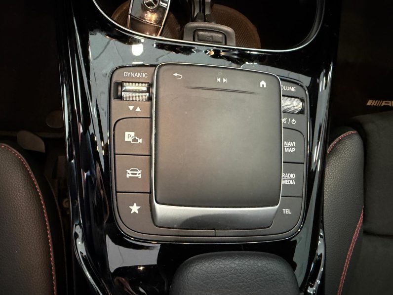 
								MERCEDES-BENZ Clase A MercedesAMG A 35 4MATIC completo									