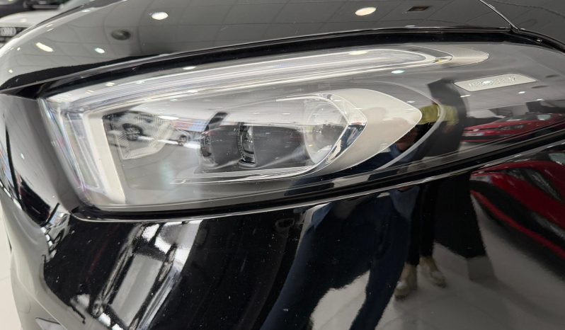 
								MERCEDES-BENZ Clase A MercedesAMG A 35 4MATIC completo									