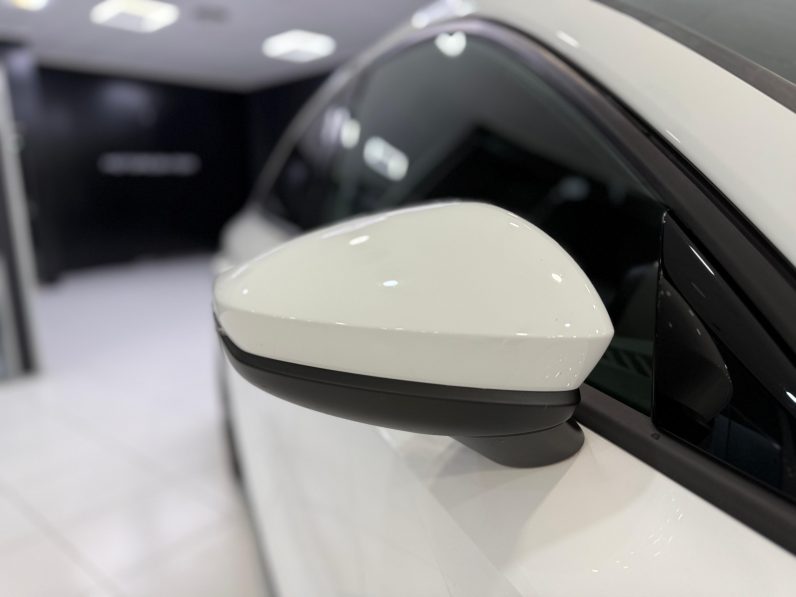 
								AUDI A3 Sedan S line 35 TFSI S tronic completo									