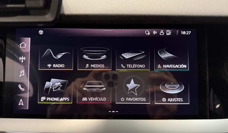 
								AUDI A3 Sedan S line 35 TFSI S tronic completo									