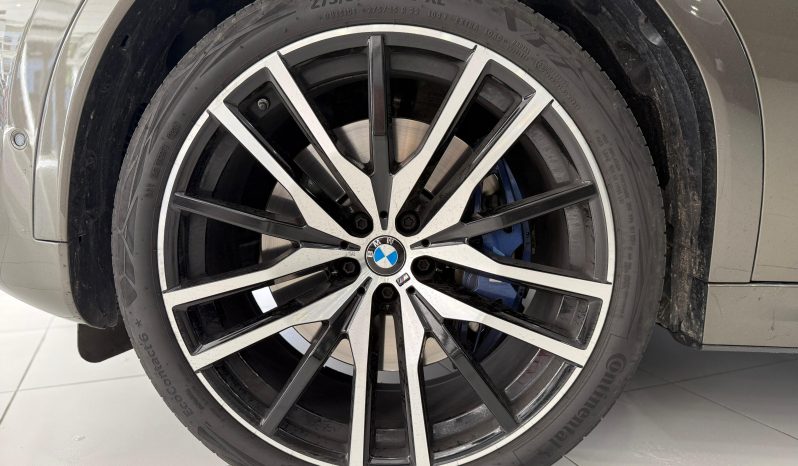 
								BMW X6 xDrive30d completo									