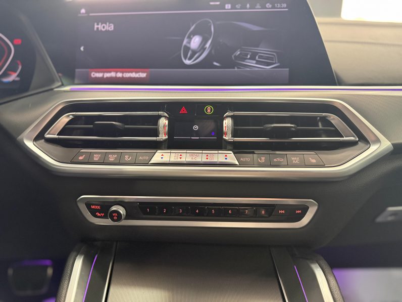 
								BMW X6 xDrive30d completo									