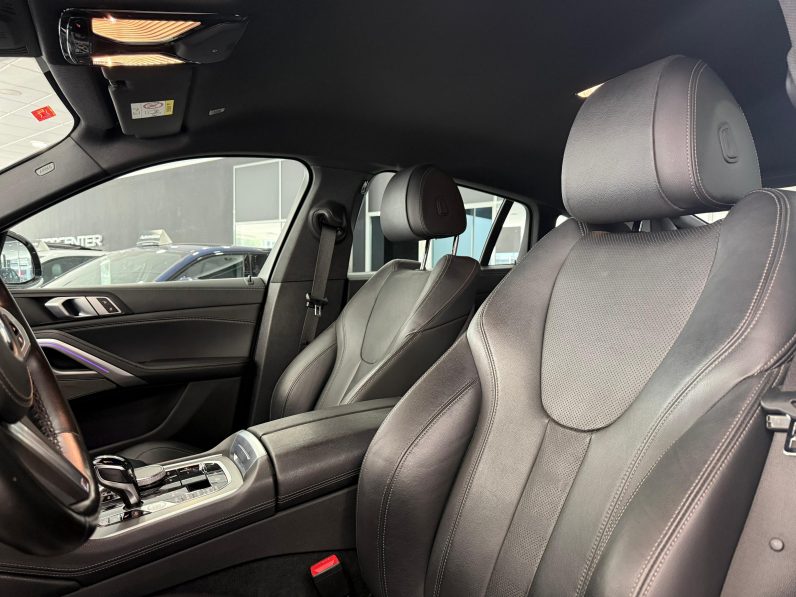 
								BMW X6 xDrive30d completo									