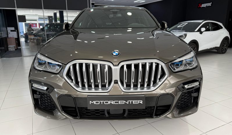 
								BMW X6 xDrive30d completo									