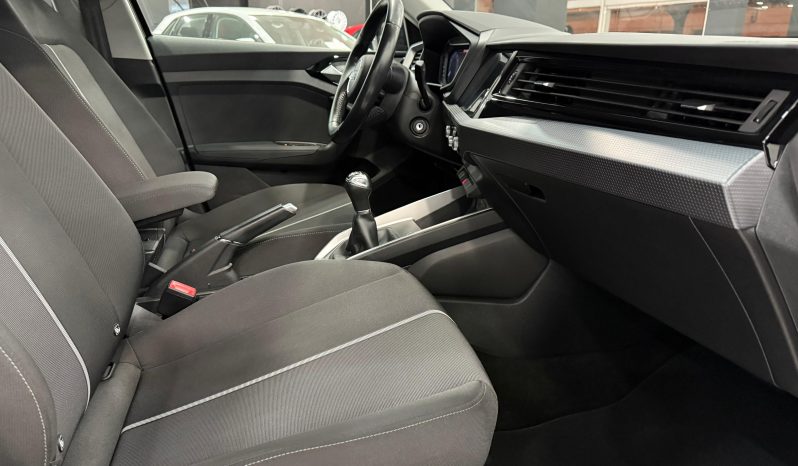 
								AUDI A1 Sportback Advanced 30 TFSI completo									