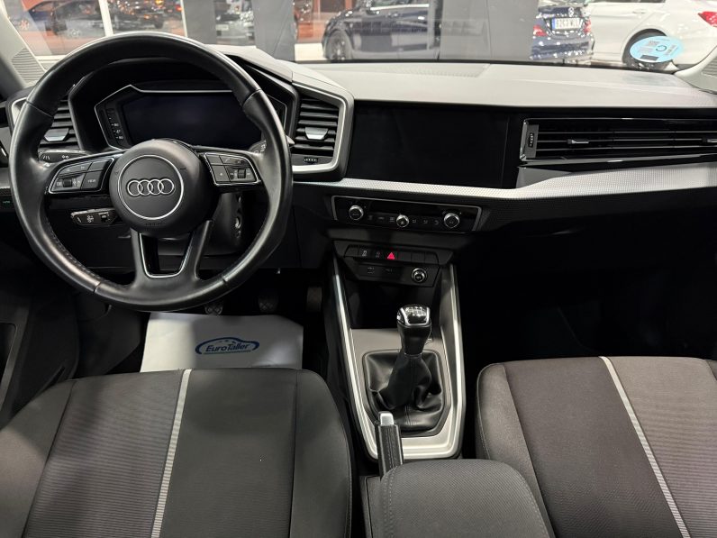 
								AUDI A1 Sportback Advanced 30 TFSI completo									