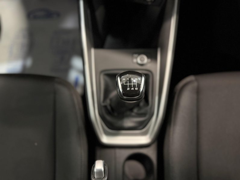 
								AUDI A1 Sportback Advanced 30 TFSI completo									