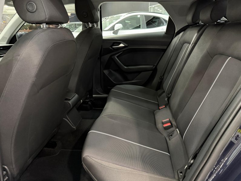 
								AUDI A1 Sportback Advanced 30 TFSI completo									