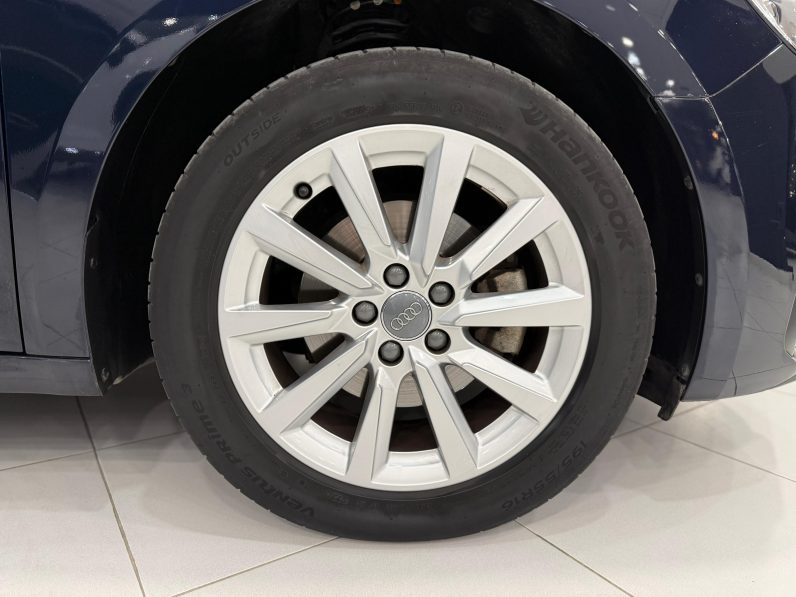 
								AUDI A1 Sportback Advanced 30 TFSI completo									