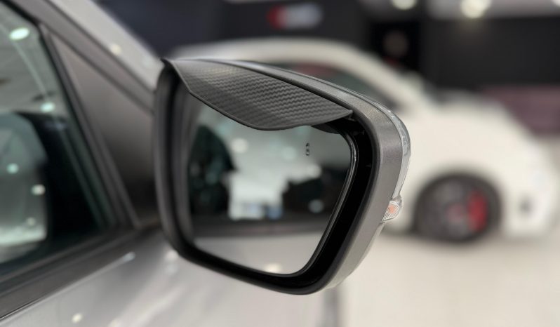 
								FORD Kuga STLine 2.5 Duratec FHEV Auto completo									