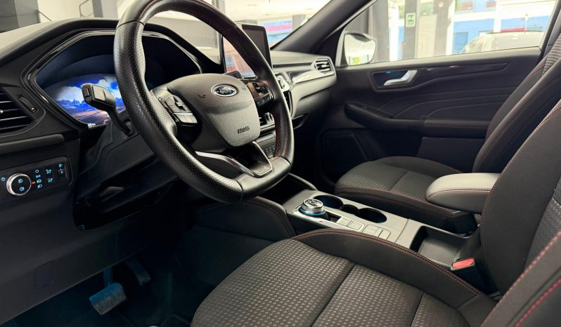 
								FORD Kuga STLine 2.5 Duratec FHEV Auto completo									