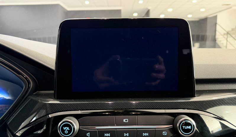 
								FORD Kuga STLine 2.5 Duratec FHEV Auto completo									