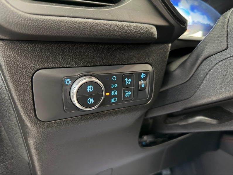 
								FORD Kuga STLine 2.5 Duratec FHEV Auto completo									