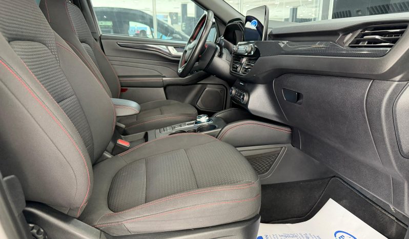 
								FORD Kuga STLine 2.5 Duratec FHEV Auto completo									