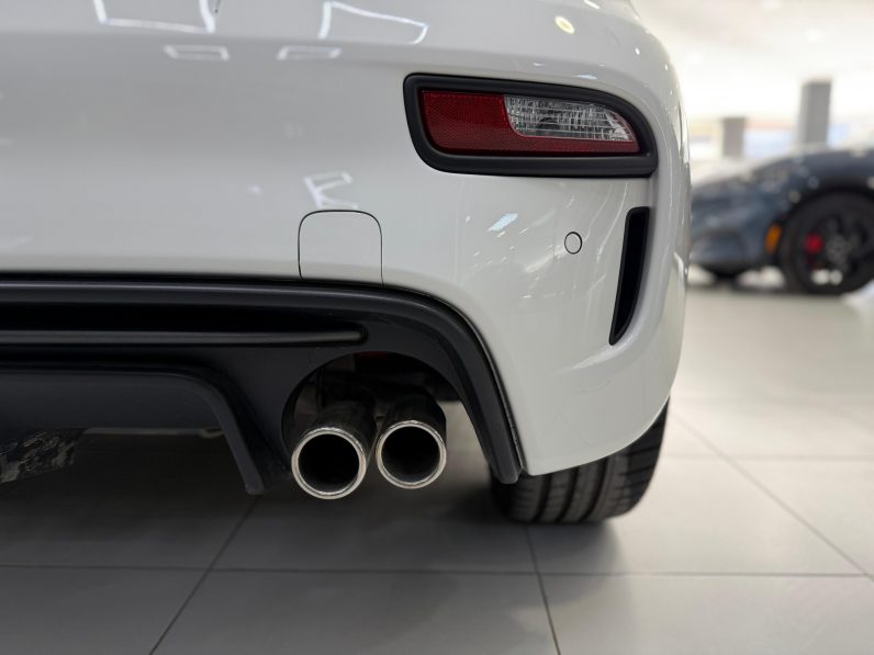 
								ABARTH 500 695 1.4 16v TJet 180 CV completo									