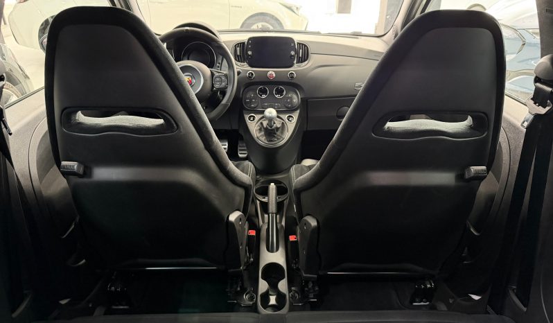 
								ABARTH 500 695 1.4 16v TJet 180 CV completo									