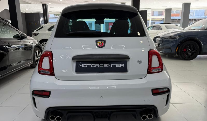 
								ABARTH 500 695 1.4 16v TJet 180 CV completo									
