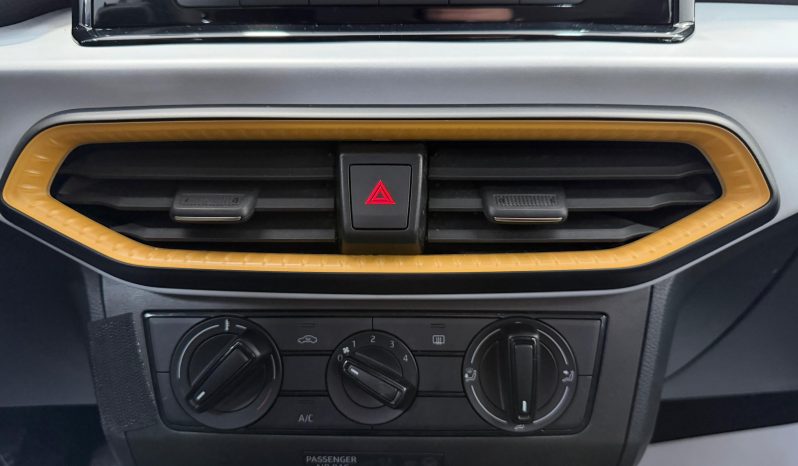 
								SEAT Ibiza 1.0 MPI Reference Plus completo									