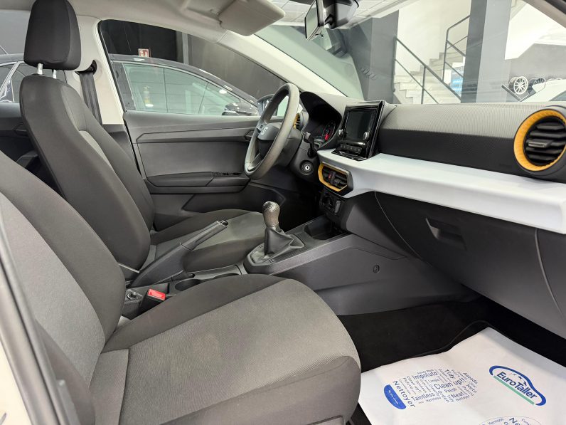 
								SEAT Ibiza 1.0 MPI Reference Plus completo									