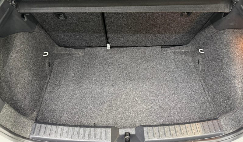 
								SEAT Ibiza 1.0 MPI Reference Plus completo									