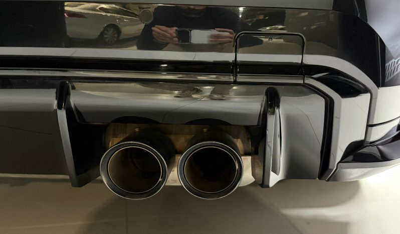 
								BMW Serie 4 M4 Competition completo									