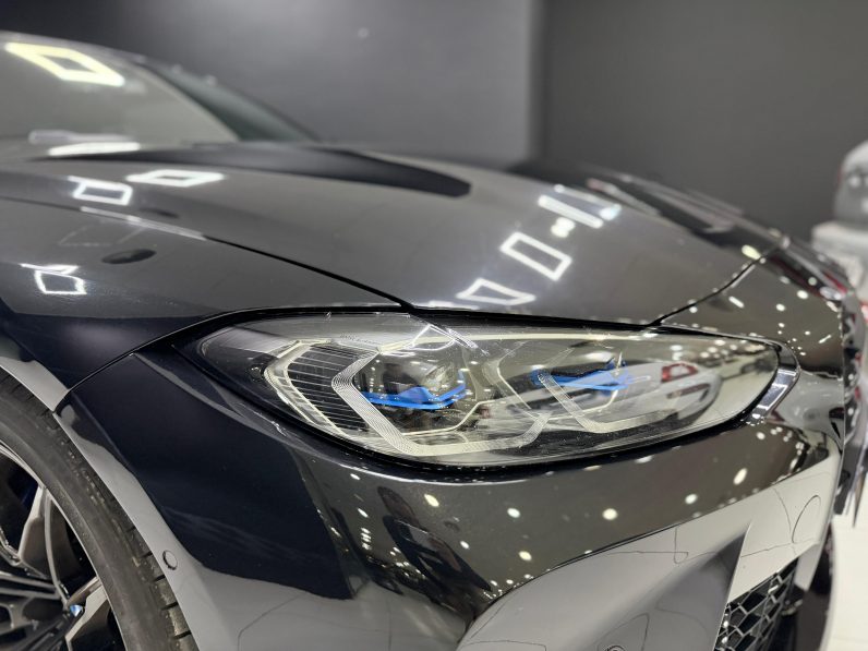 
								BMW Serie 4 M4 Competition completo									