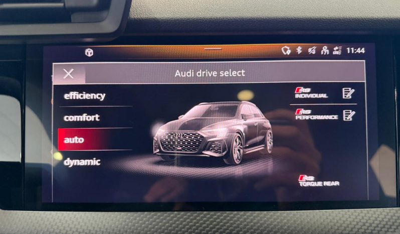 
								AUDI A3 RS3 Sedan TFSI quattro S tronic completo									