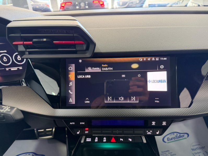 
								AUDI A3 RS3 Sedan TFSI quattro S tronic completo									