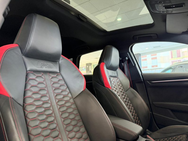 
								AUDI A3 RS3 Sedan TFSI quattro S tronic completo									