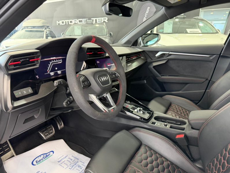 
								AUDI A3 RS3 Sedan TFSI quattro S tronic completo									