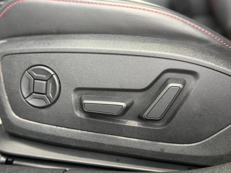 
								AUDI A3 RS3 Sedan TFSI quattro S tronic completo									