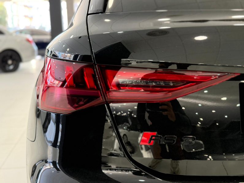 
								AUDI A3 RS3 Sedan TFSI quattro S tronic completo									